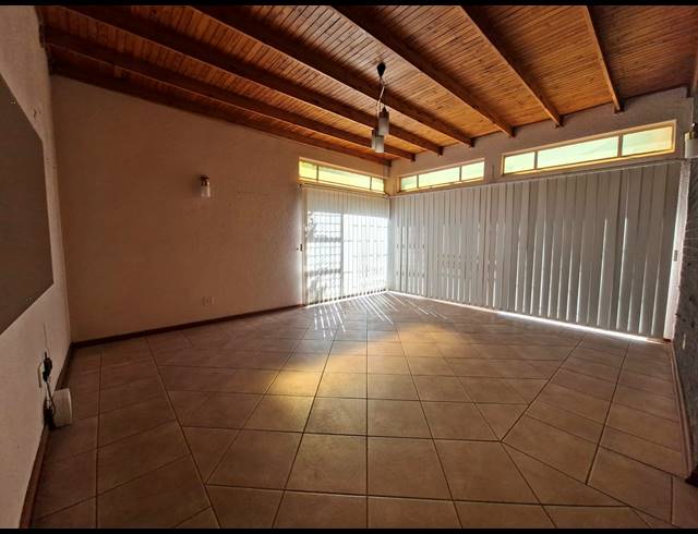 3 BEDROOM HOUSE FOR SALE IN ARCON PARK
